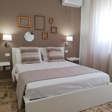 Ostuni Crispi House Hotel Luaran gambar